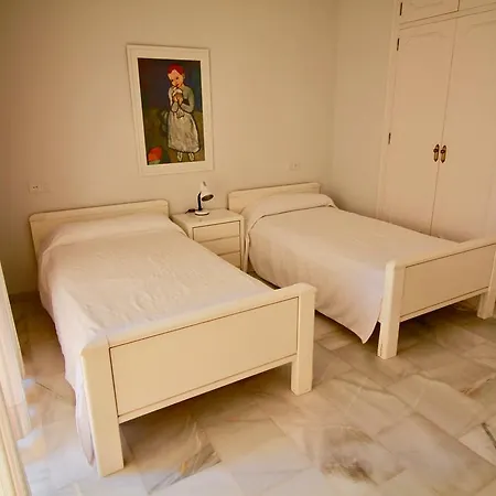 Villa Urb. Torrenueva