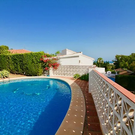 Villa Urb. Torrenueva Mijas