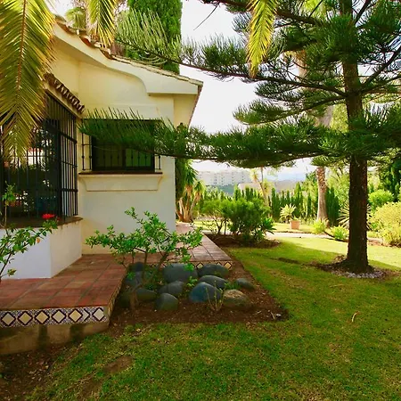 Villa Urb. Torrenueva